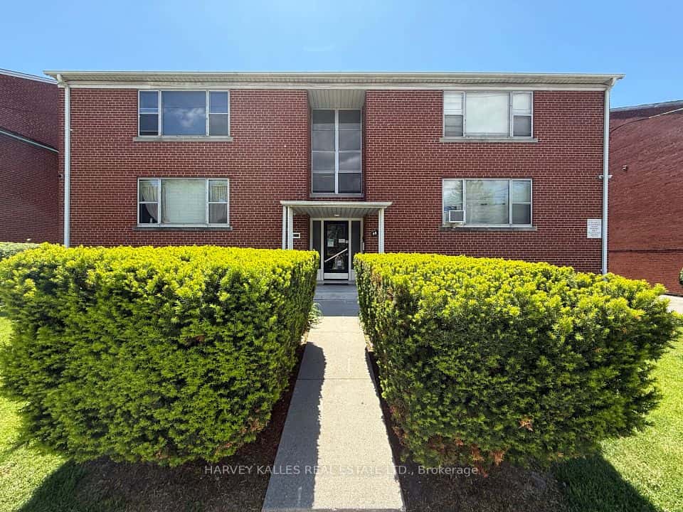 #4 - 88 Trethewey Drive